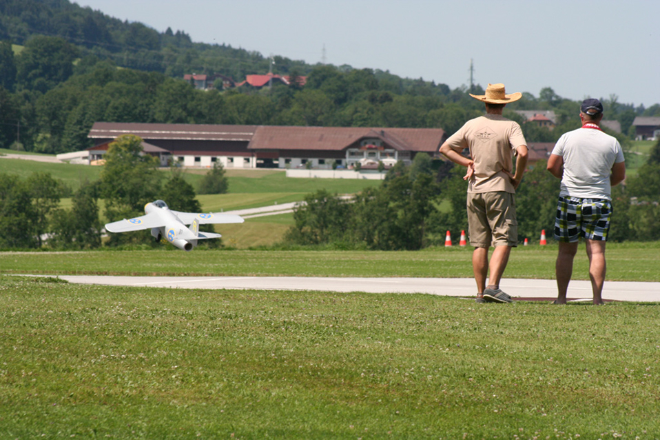 %_tempFileNameIMG_8555%